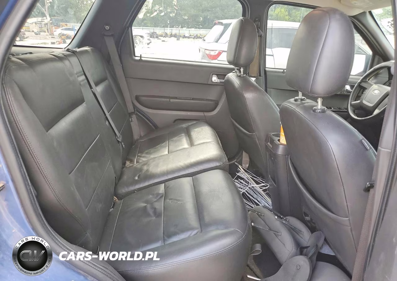2010 Ford Escape Xls VIN:1FMCU0C74AKC77018 - 11