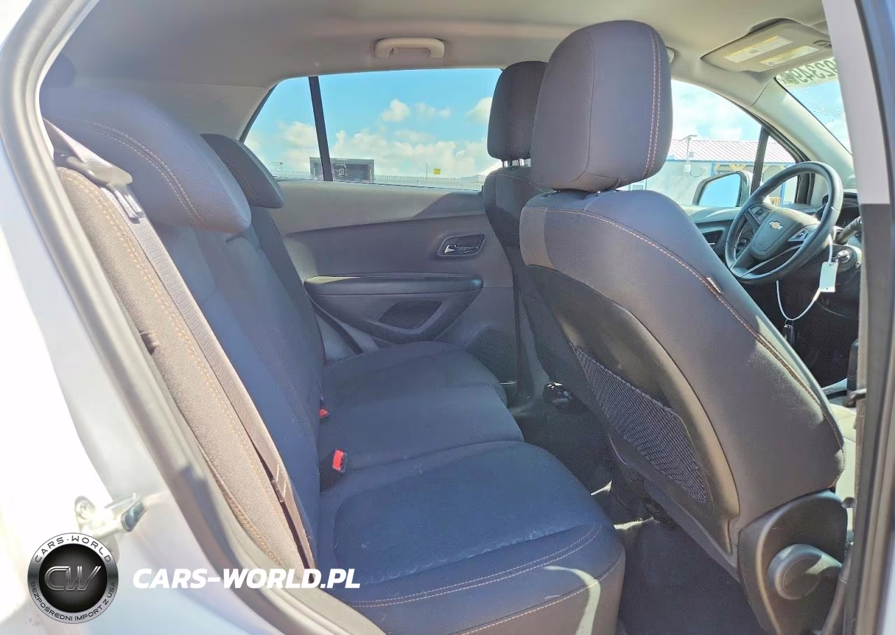 2020 Chevrolet Trax Ls VIN:3GNCJKSB7LL121157 - 11