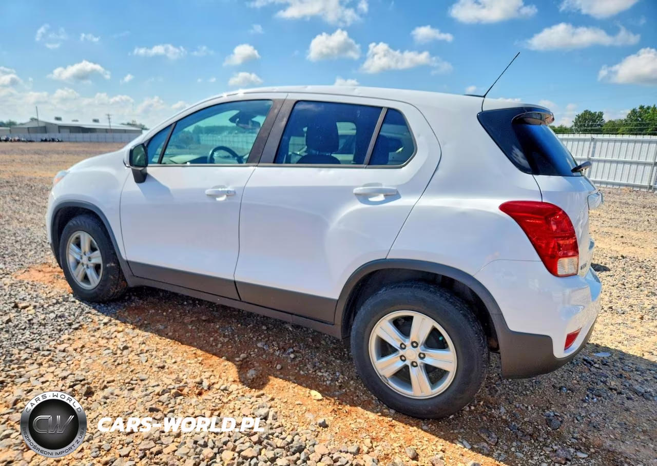2020 Chevrolet Trax Ls VIN:3GNCJKSB7LL121157 - 2