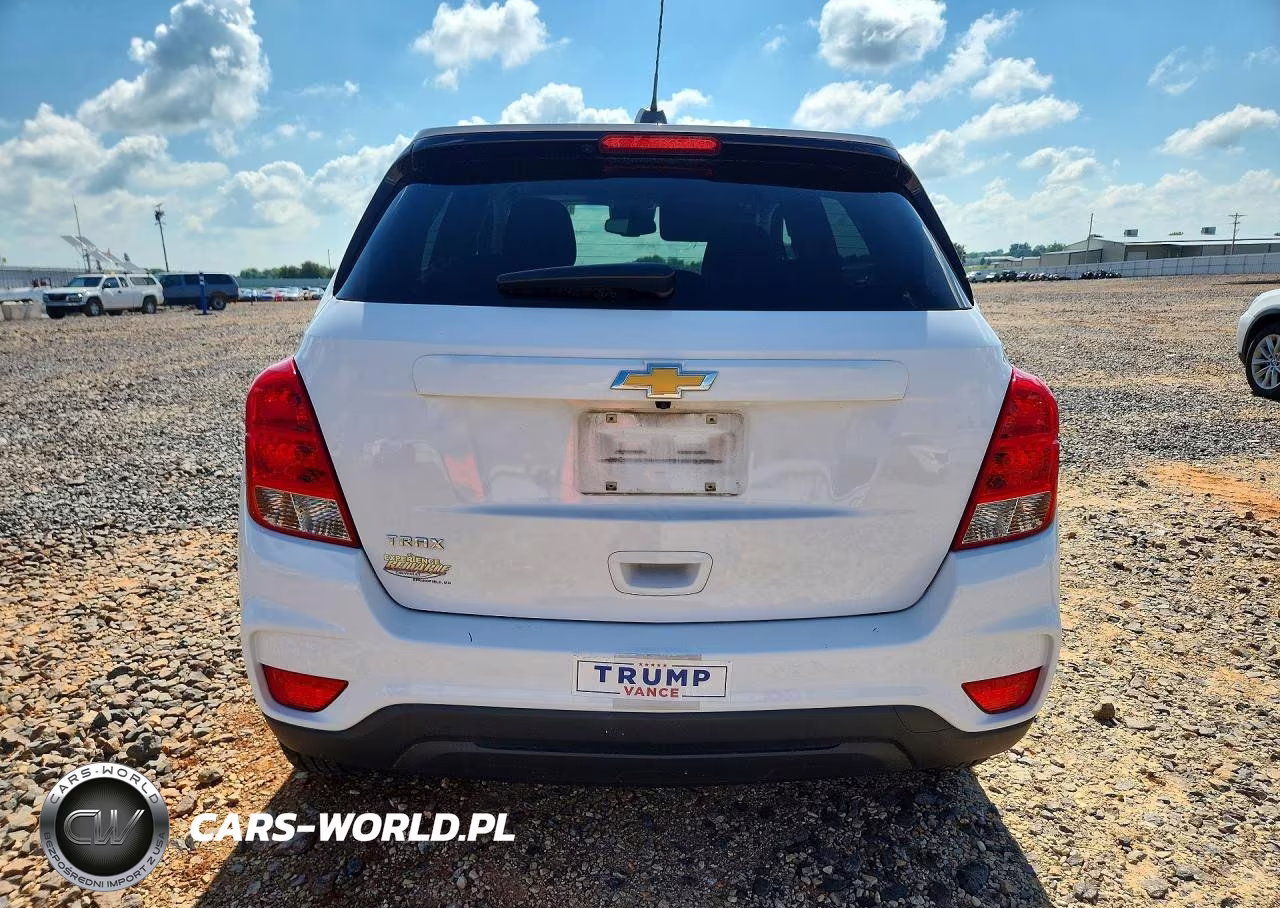 2020 Chevrolet Trax Ls VIN:3GNCJKSB7LL121157 - 6