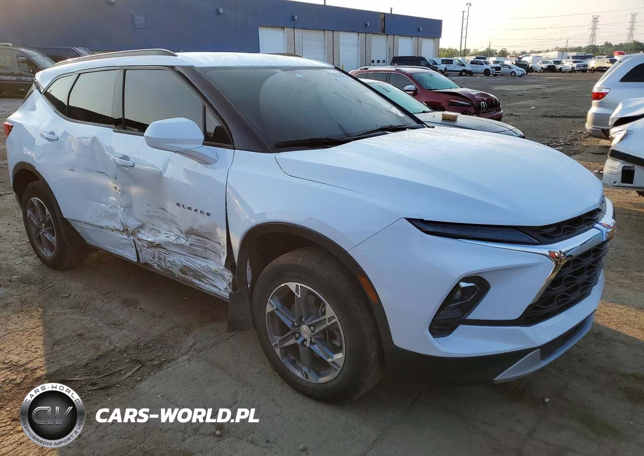2025 Chevrolet Blazer 2Lt VIN:3GNKBHR49SS121474 - 4