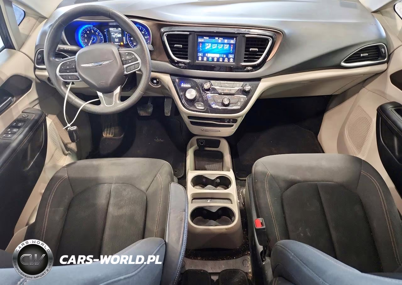 2018 Chrysler Pacifica Lx VIN:2C4RC1CG4JR148575 - 8