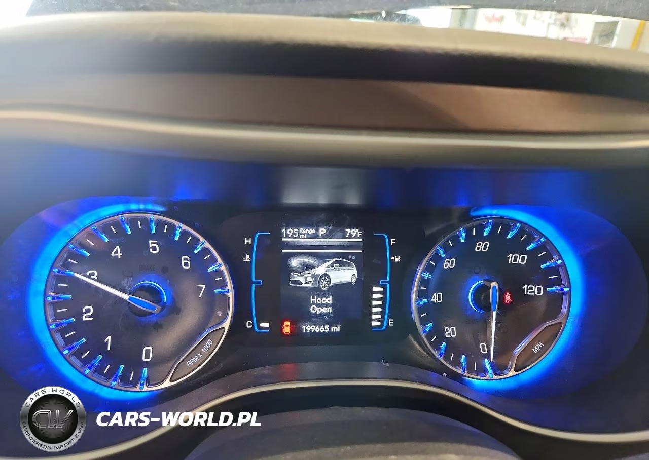 2018 Chrysler Pacifica Lx VIN:2C4RC1CG4JR148575 - 9