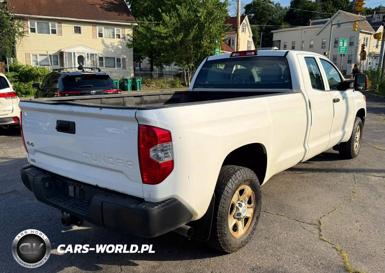 2017 Toyota Tundra Sr VIN:5TFCY5F14HX021388 - 3