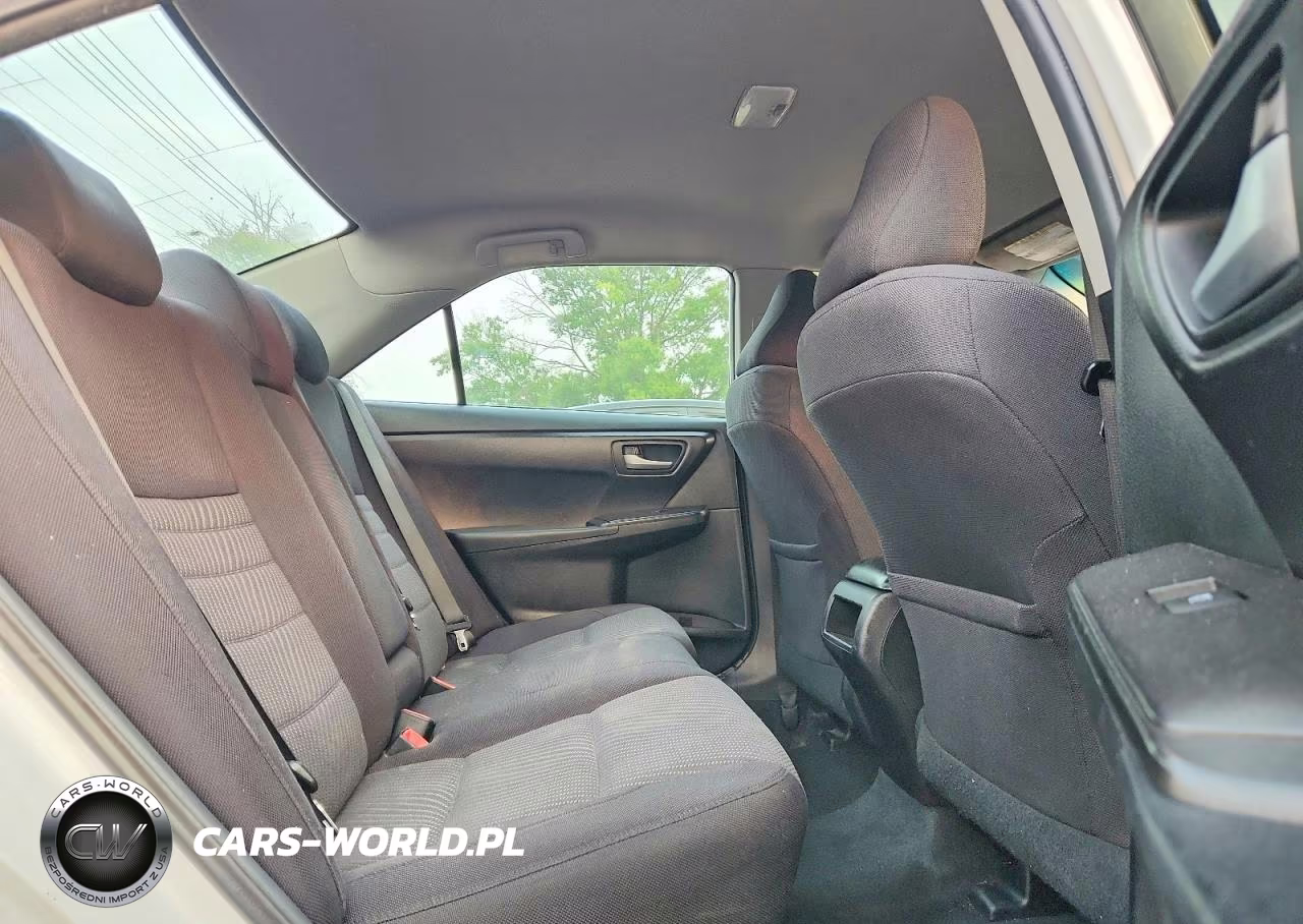 2015 Toyota Camry Le VIN:4T1BF1FKXFU494306 - 10