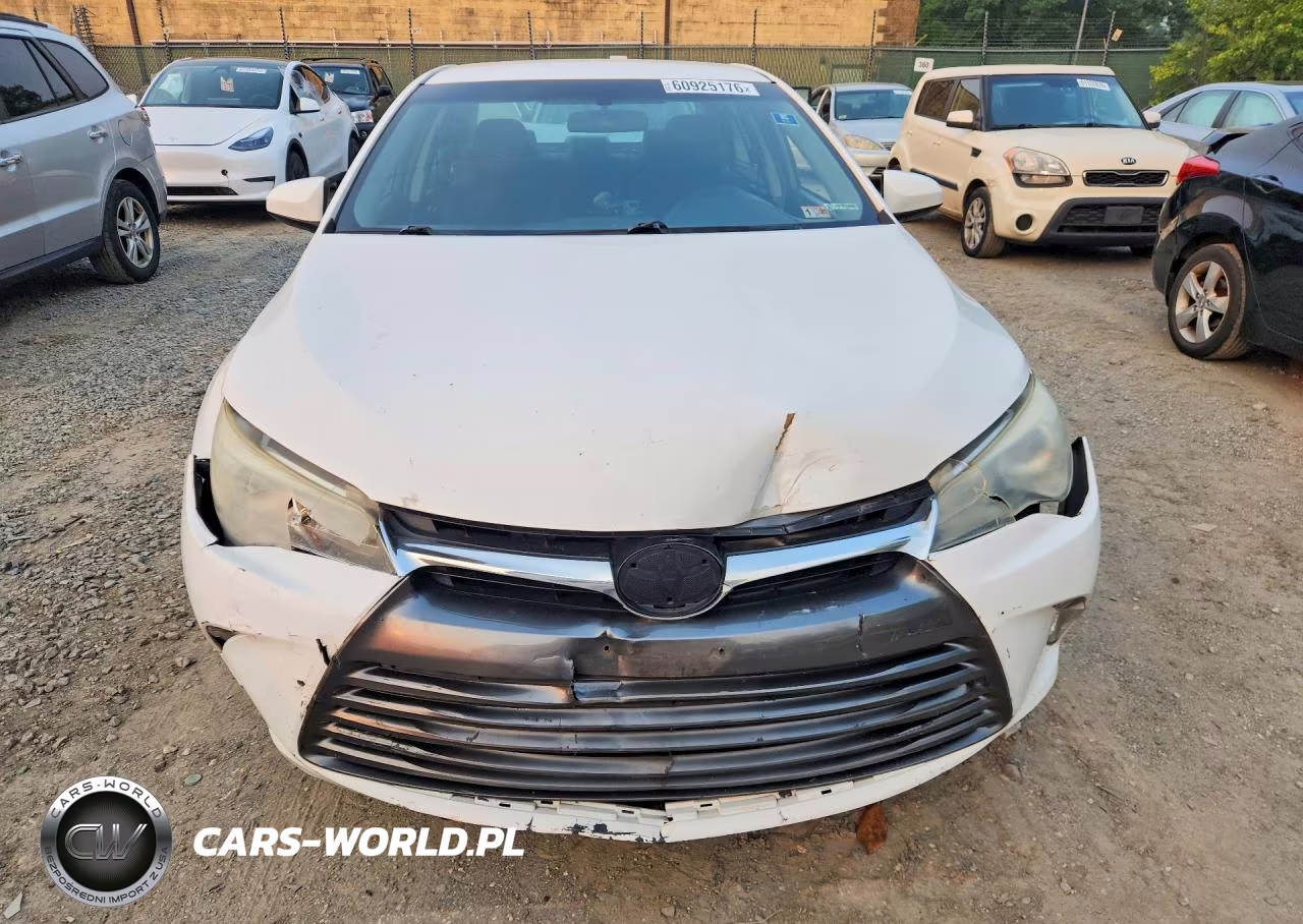 2015 Toyota Camry Le VIN:4T1BF1FKXFU494306 - 5