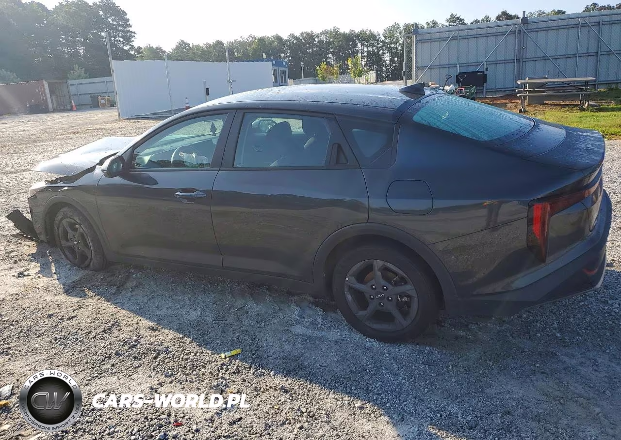 2025 Kia K4 Lxs VIN:3KPFT4DE7SE015104 - 2