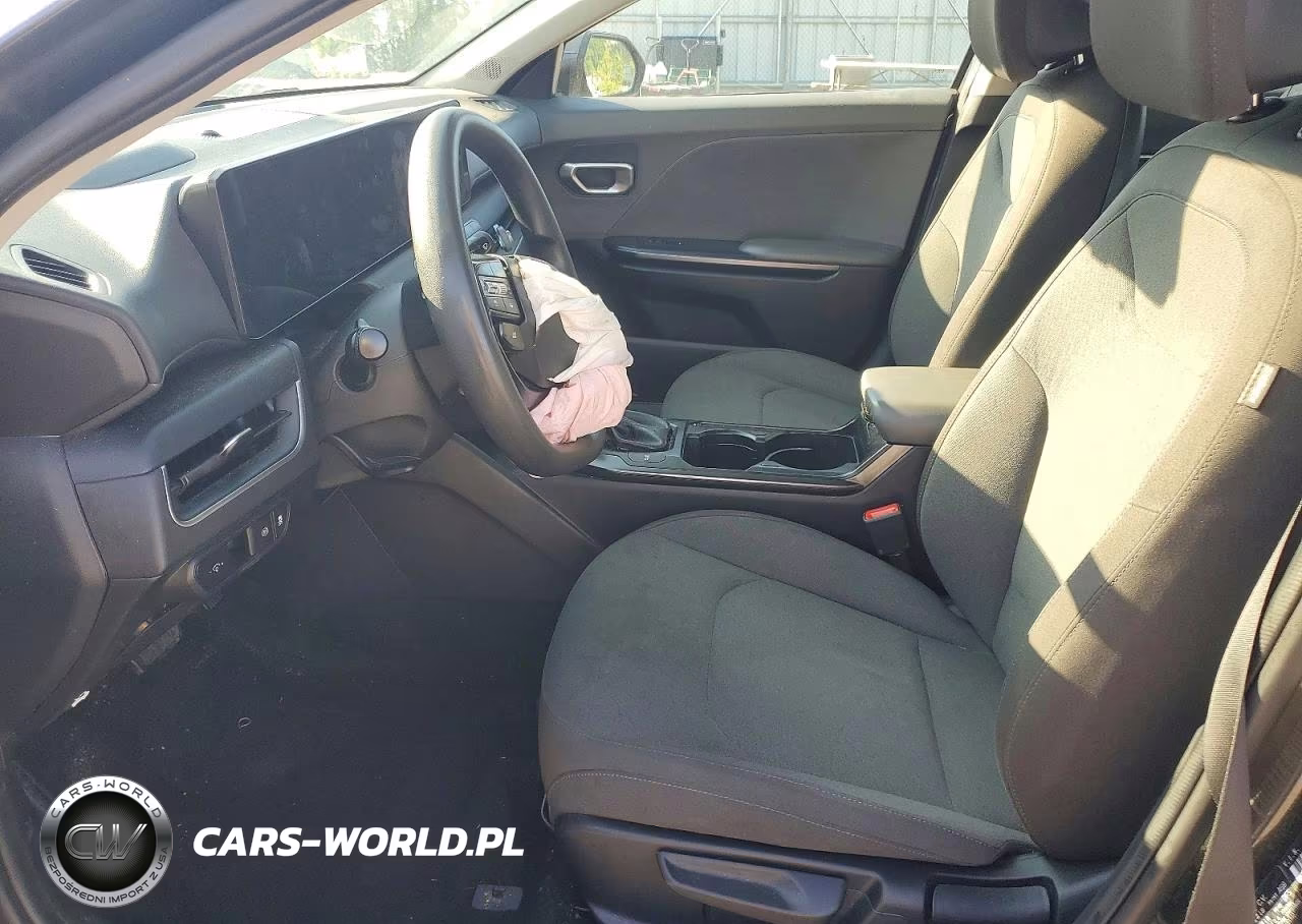 2025 Kia K4 Lxs VIN:3KPFT4DE7SE015104 - 7