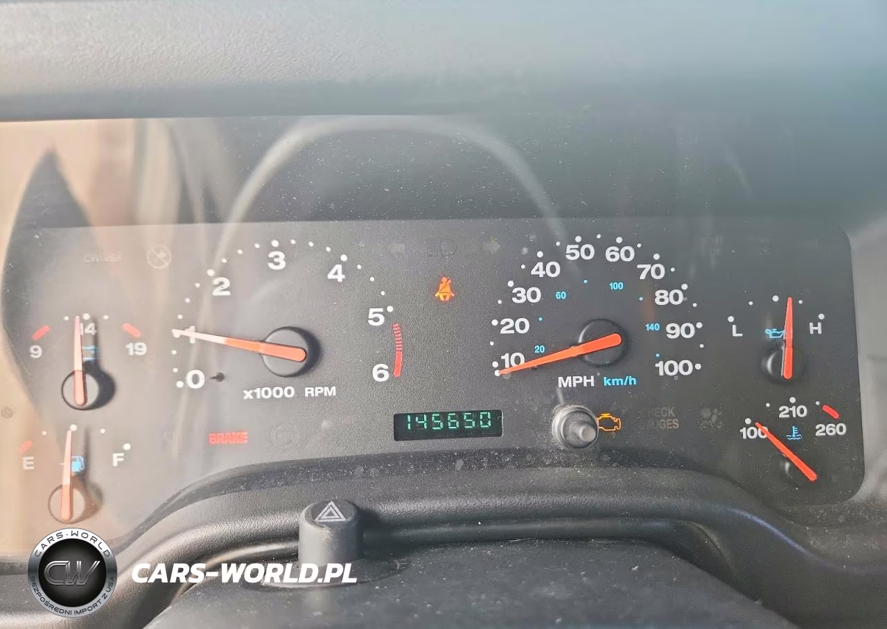 2005 Jeep Wrangler X VIN:1J4FA39S35P337557 - 9