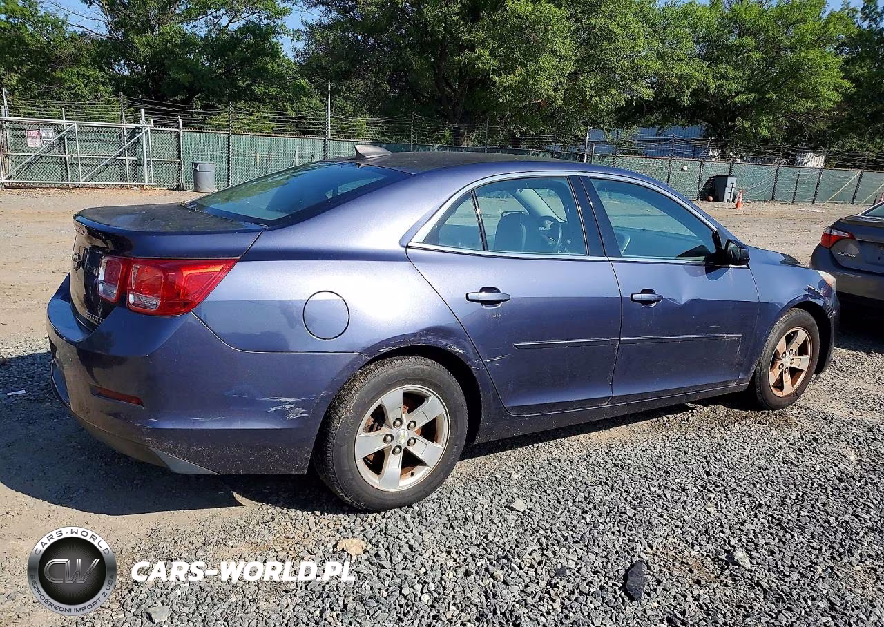 2015 Chevrolet Malibu Ls VIN:1G11B5SL8FF127905 - 3