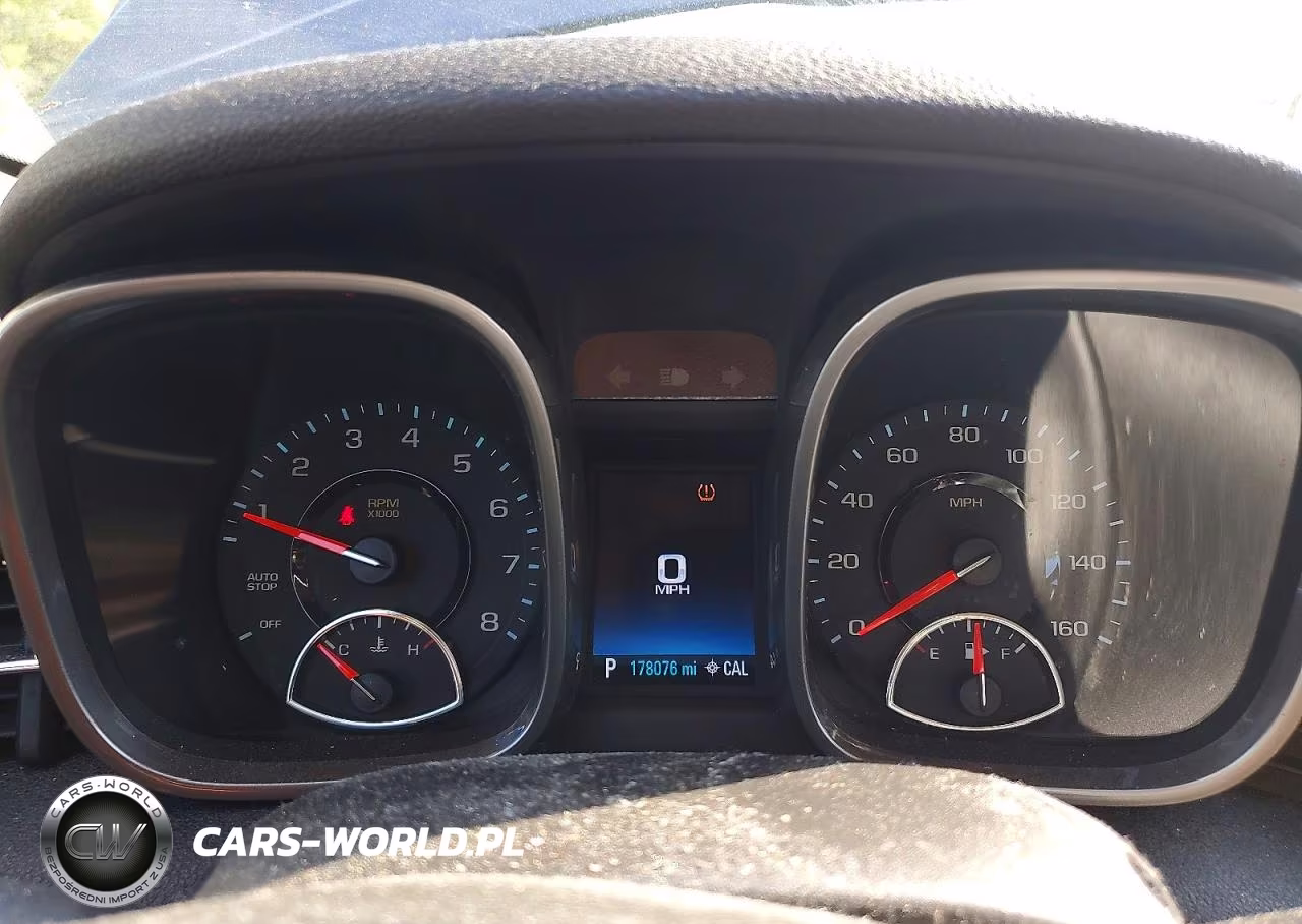 2015 Chevrolet Malibu Ls VIN:1G11B5SL8FF127905 - 9