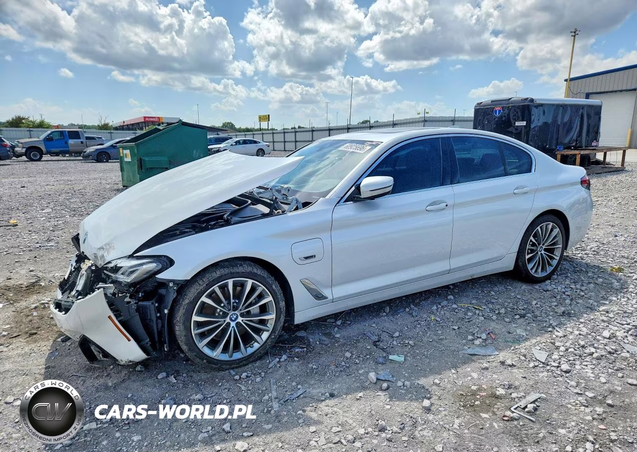 2023 BMW 530Xe