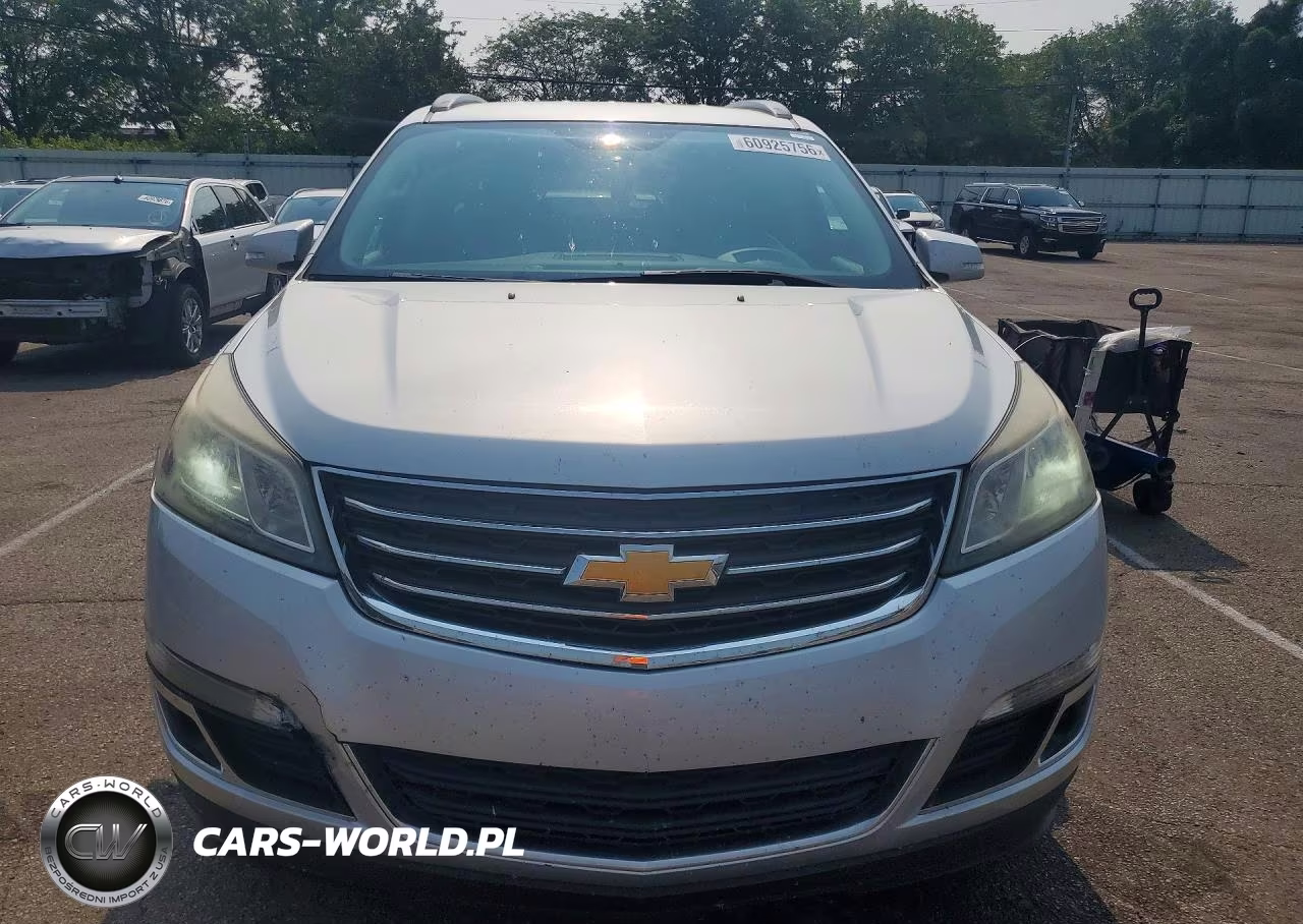2017 Chevrolet Traverse Lt VIN:1GNKRHKD8HJ192925 - 5
