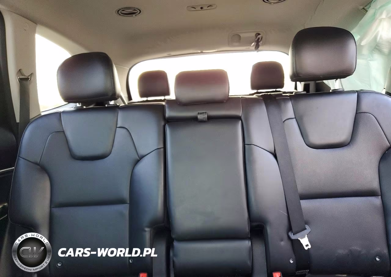 2020 Kia Telluride S VIN:5XYP6DHCXLG096026 - 10