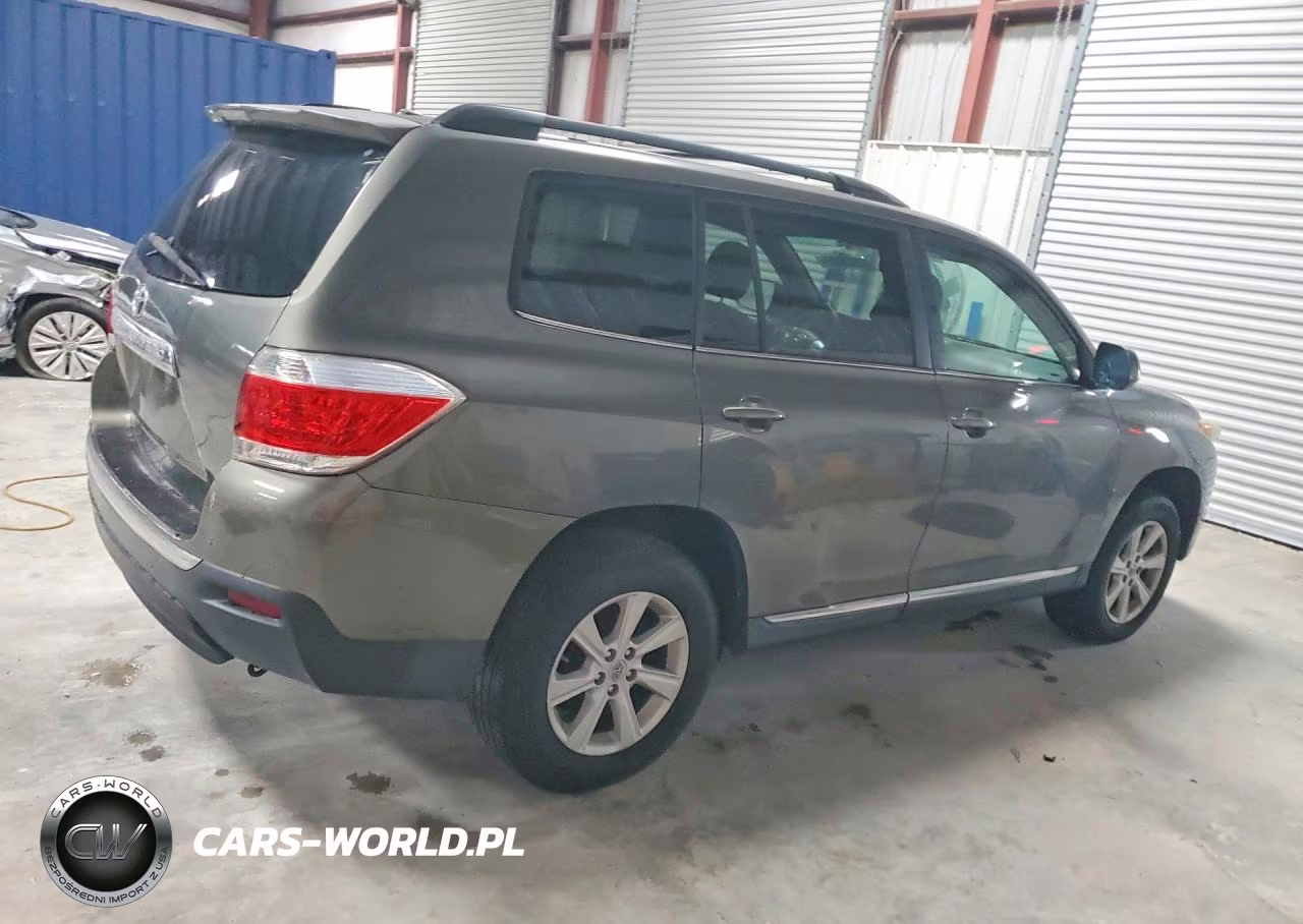 2012 Toyota Highlander Base VIN:5TDBK3EH6CS096690 - 3
