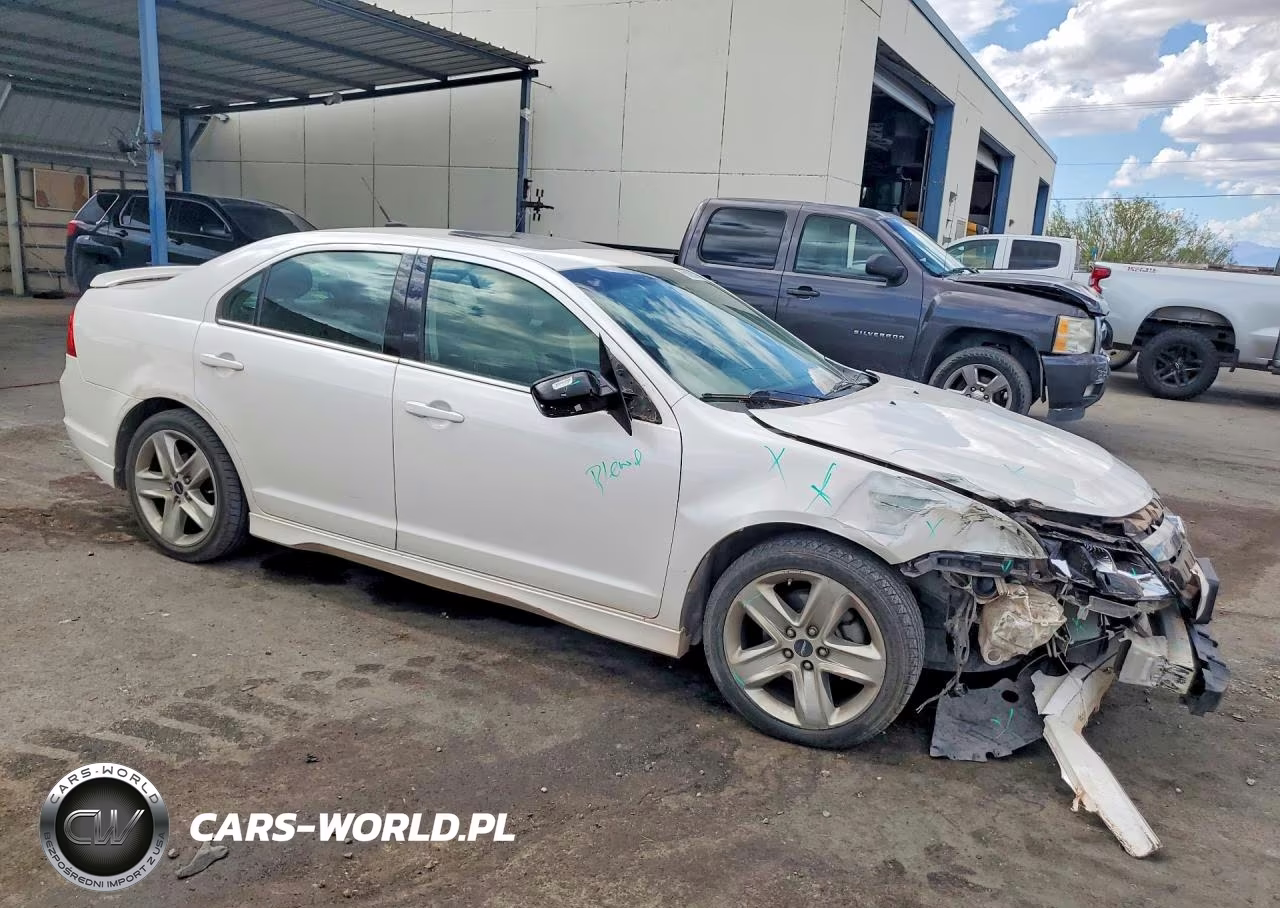 2012 Ford Fusion Sport VIN:3FAHP0KC6CR169844 - 4