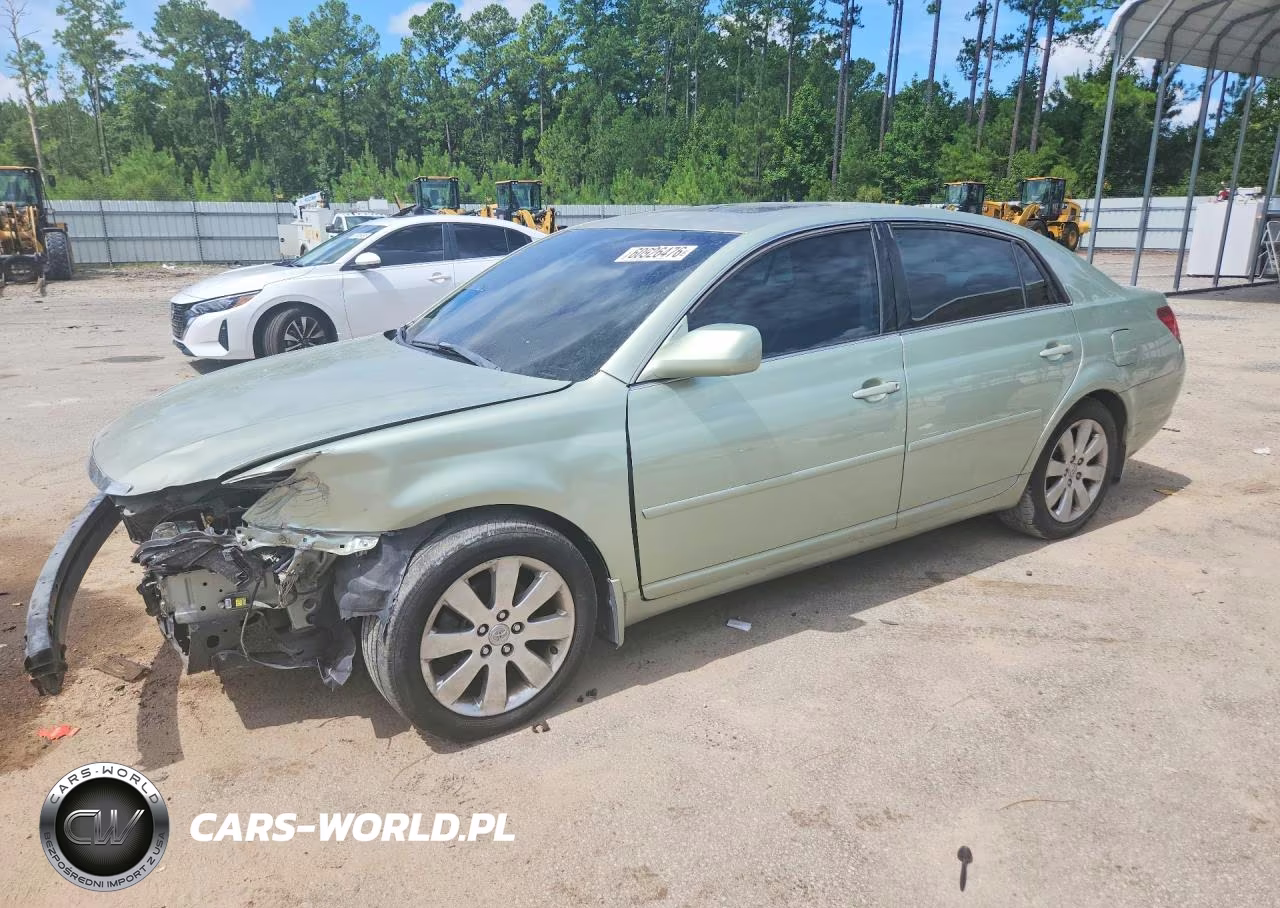 2005 Toyota Avalon Xls