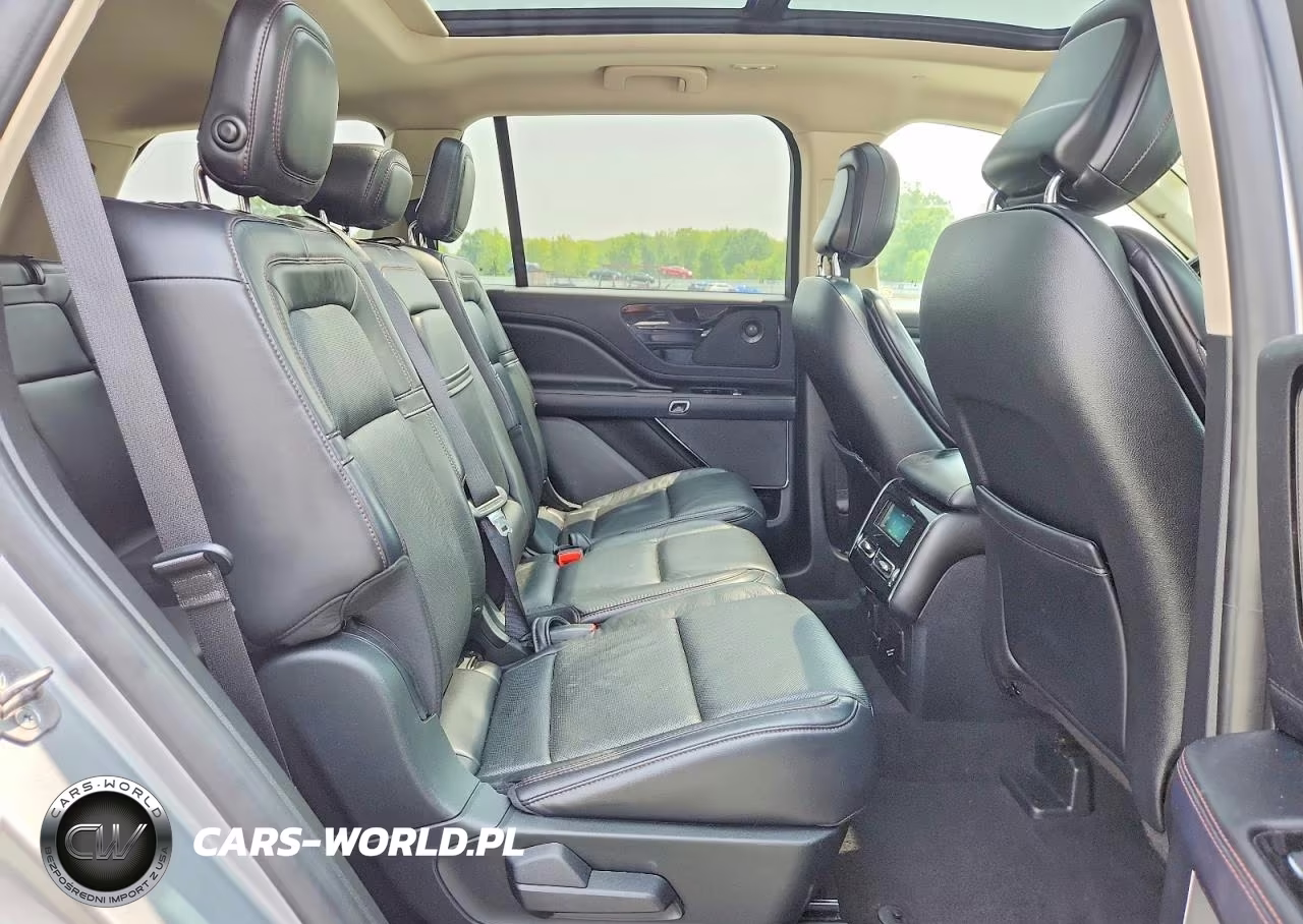 2020 Lincoln Aviator Reserve VIN:5LM5J7XC5LGL04571 - 11