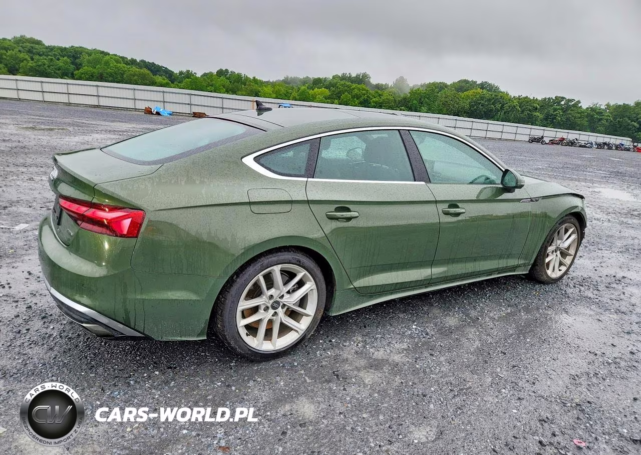2024 Audi A5 Premium Plus 45 VIN:WAUFACF56RA019958 - 3