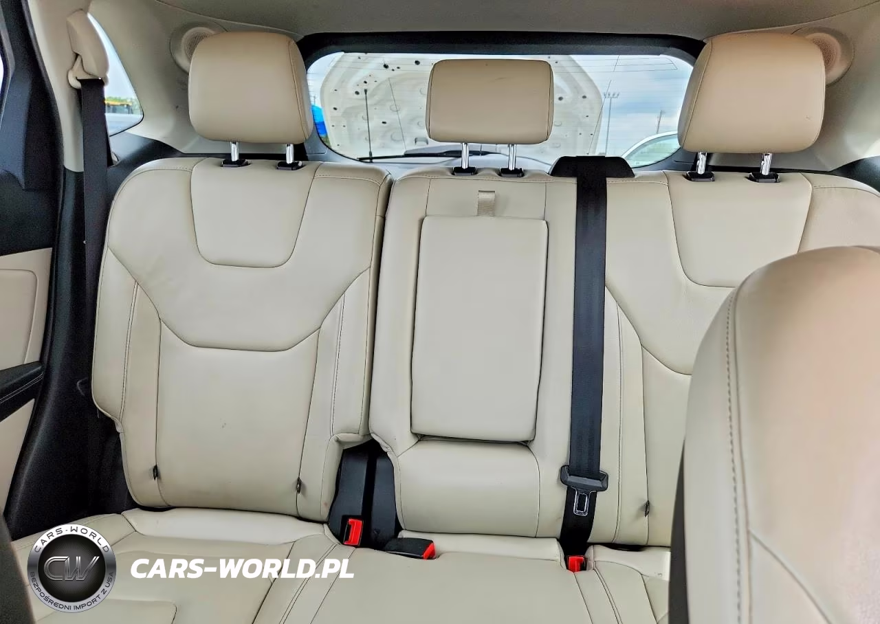 2019 Ford Edge Titanium VIN:2FMPK3K96KBB36572 - 10