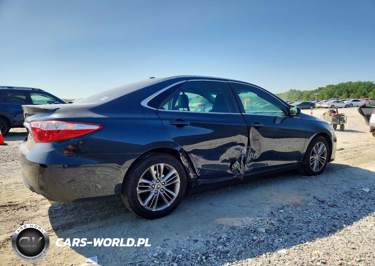 2015 Toyota Camry Se VIN:4T1BF1FK7FU937625 - 3
