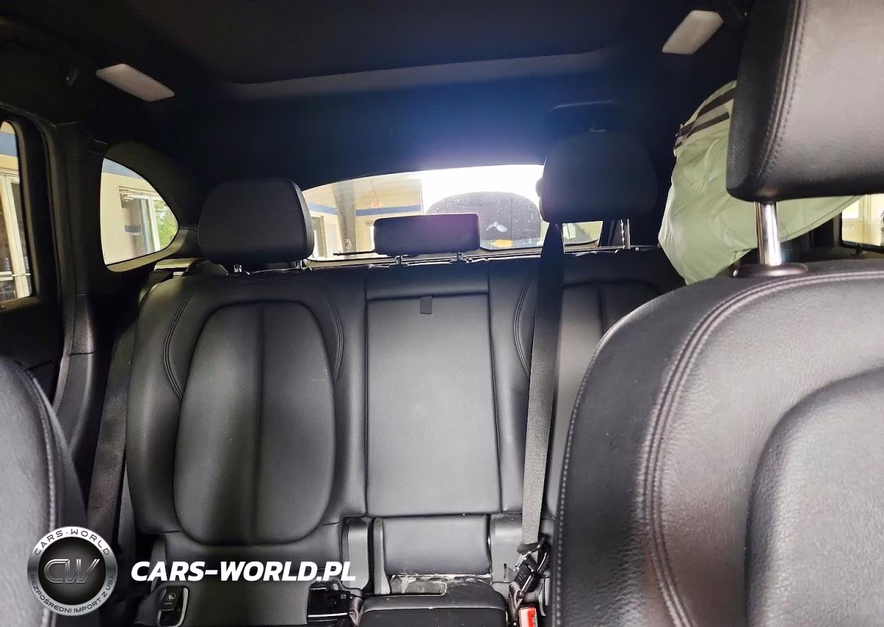 2017 BMW X1 xDrive28I VIN:WBXHT3C32H5F80695 - 10