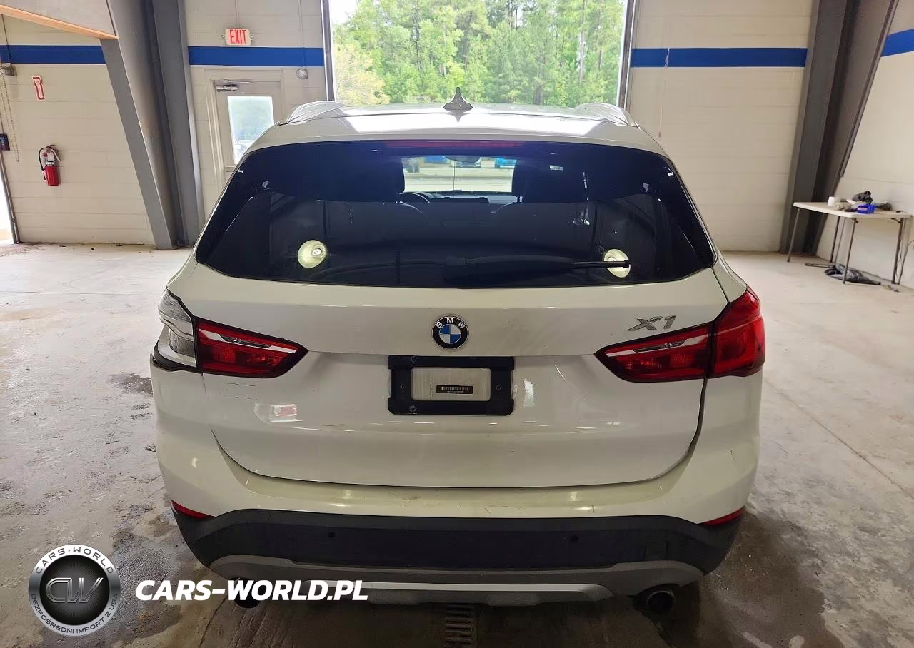 2017 BMW X1 xDrive28I VIN:WBXHT3C32H5F80695 - 6