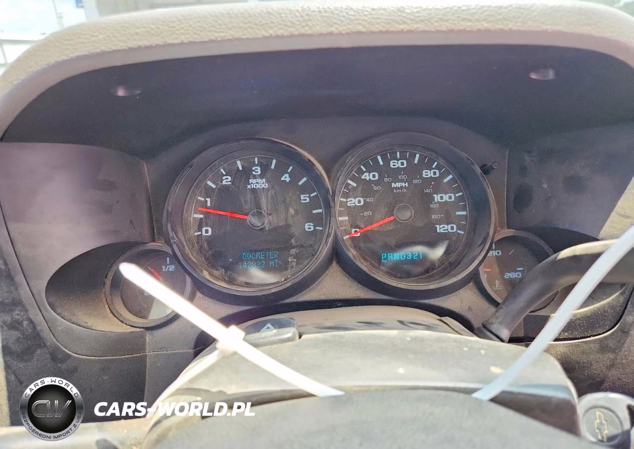 2008 Chevrolet Silverado C1500 VIN:1GCEC14X78Z173208 - 9