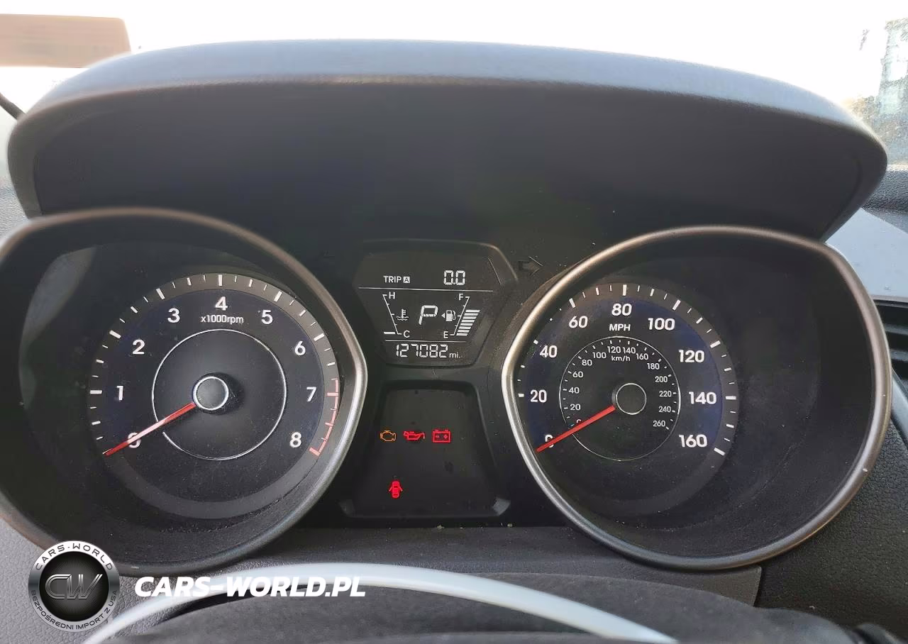 2016 Hyundai Elantra Se VIN:5NPDH4AE4GH677691 - 9