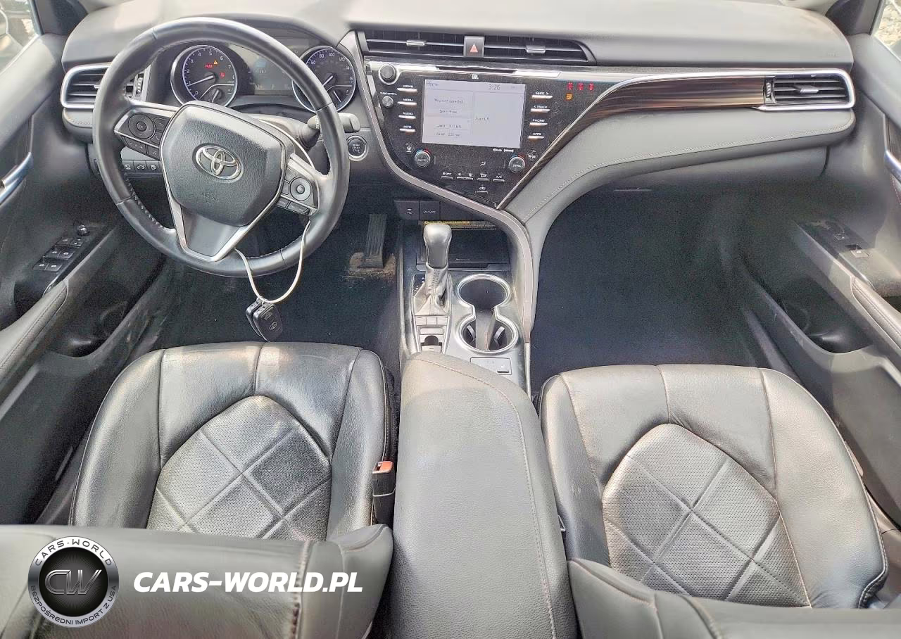 2018 Toyota Camry Xle VIN:4T1B11HK1JU110367 - 8