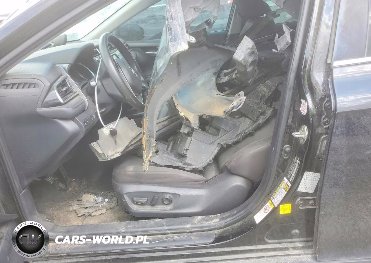 2019 Toyota Camry Le VIN:4T1B11HK4KU196226 - 7