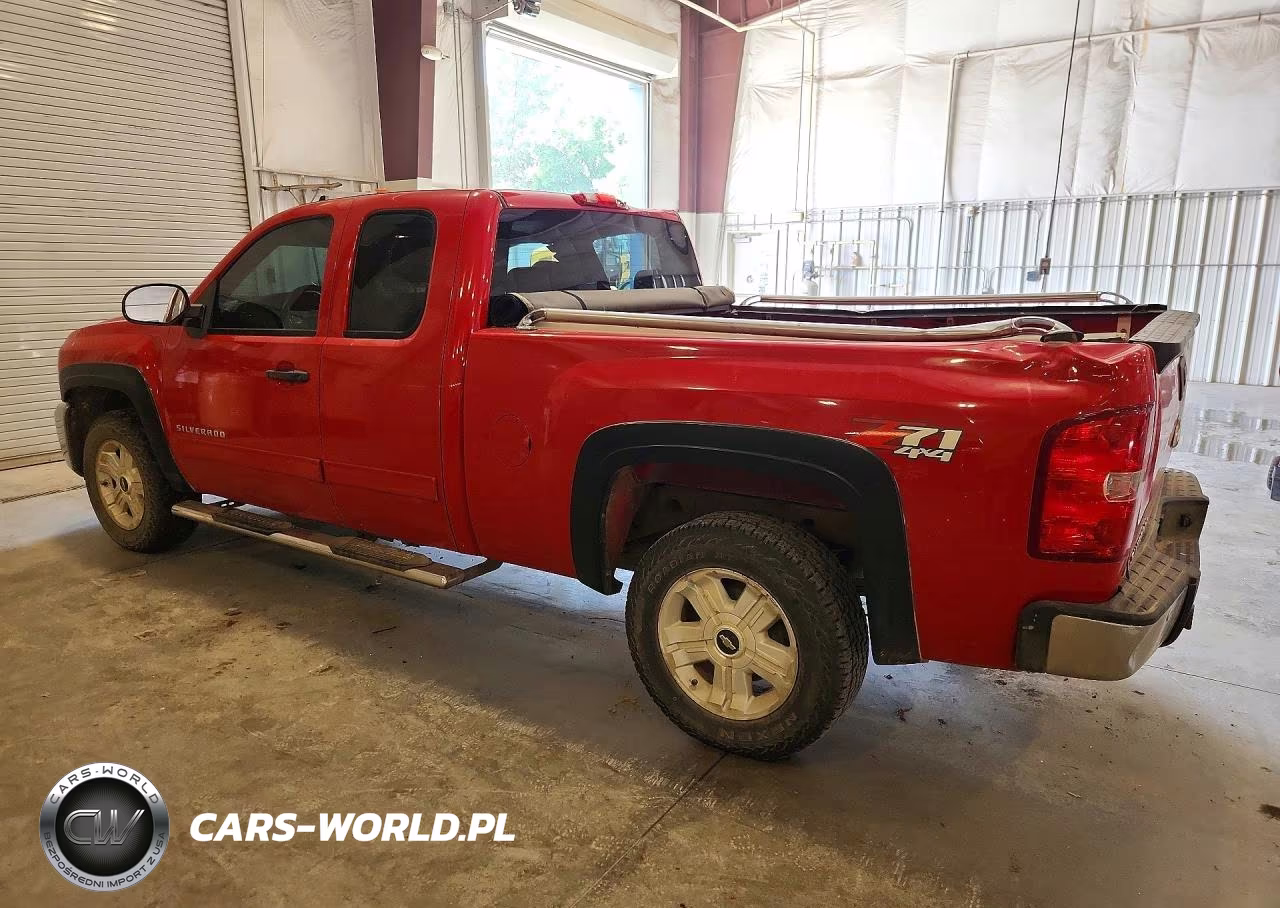 2013 Chevrolet Silverado K1500 Lt VIN:1GCRKSE72DZ329125 - 2
