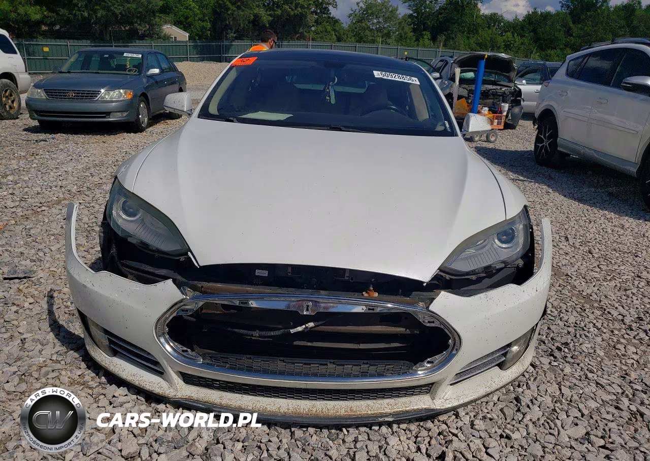 2013 Tesla Model S VIN:5YJSA1DP7DFP06103 - 5