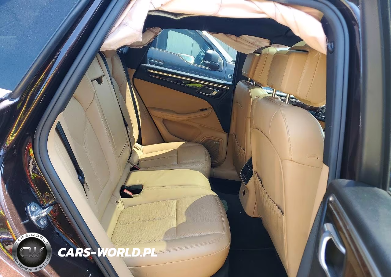 2018 Porsche Macan S VIN:WP1AB2A57JLB34944 - 11