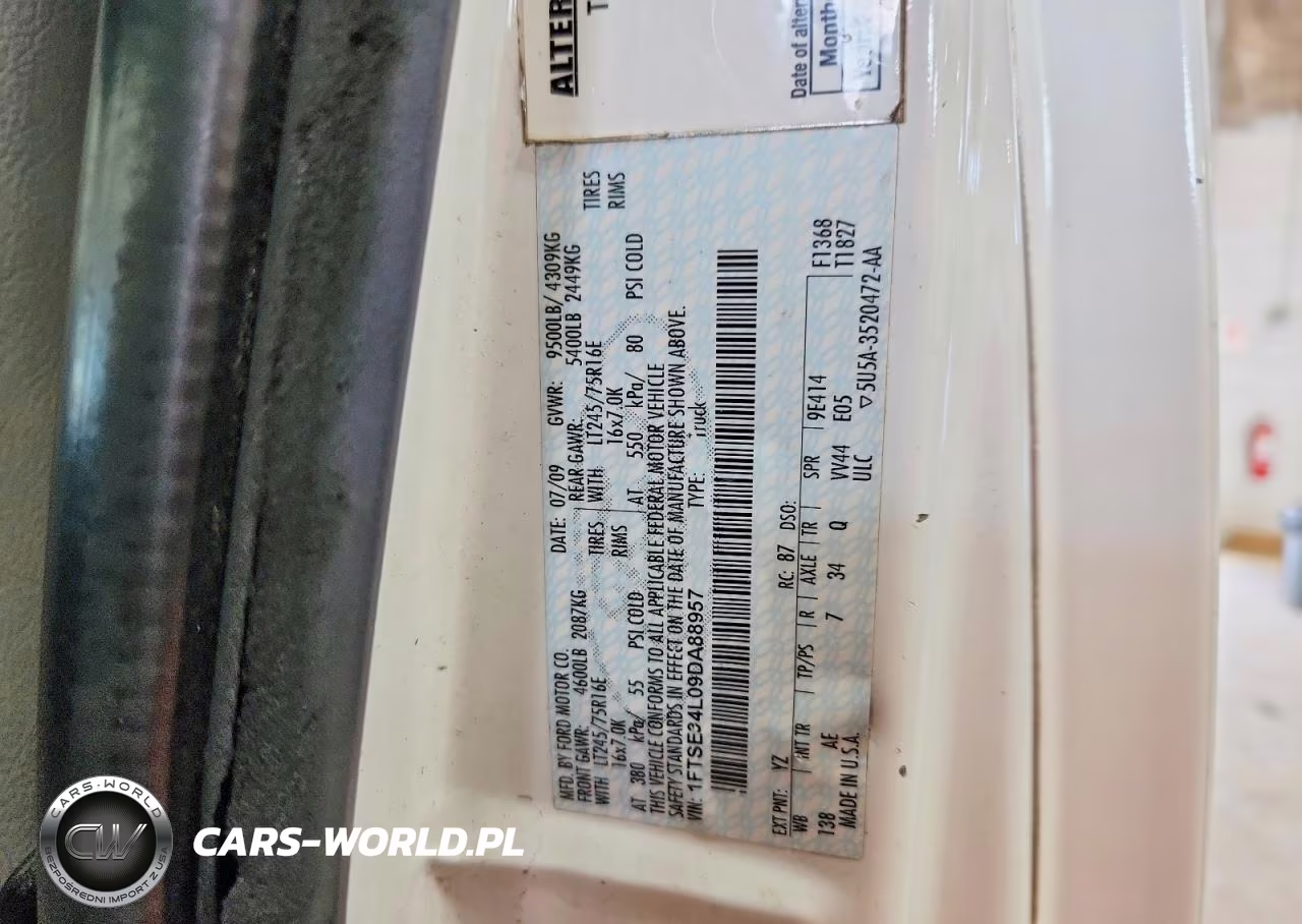 2009 Ford E350 Van With Bucket Lift VIN:1FTSE34L09DA88957 - 13
