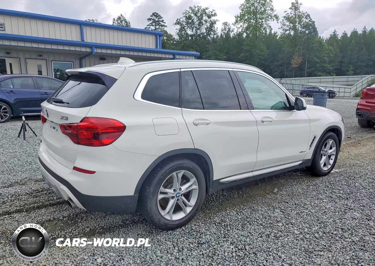 2018 BMW X3 xDrive30I VIN:5UXTR9C55JLC76920 - 3