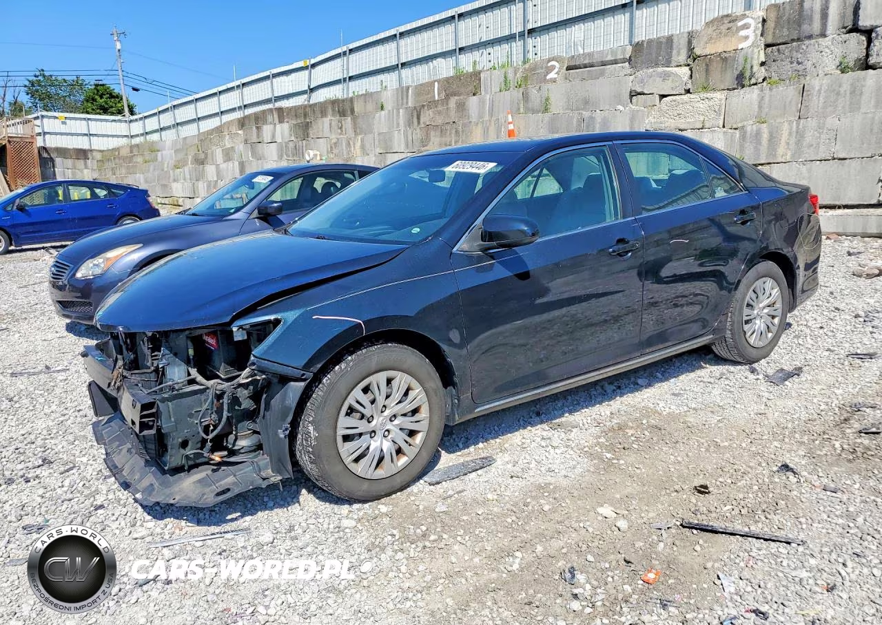 2012 Toyota Camry Le – zdjęcie 1 z 12