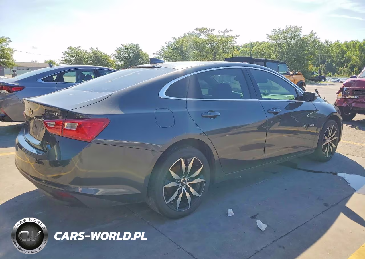 2016 Chevrolet Malibu Lt VIN:1G1ZE5ST7GF273207 - 3