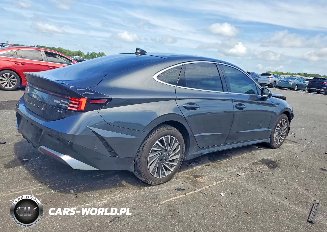 2025 Hyundai Sonata Hybrid Limited VIN:KMHL54JJ9SA127870 - 3
