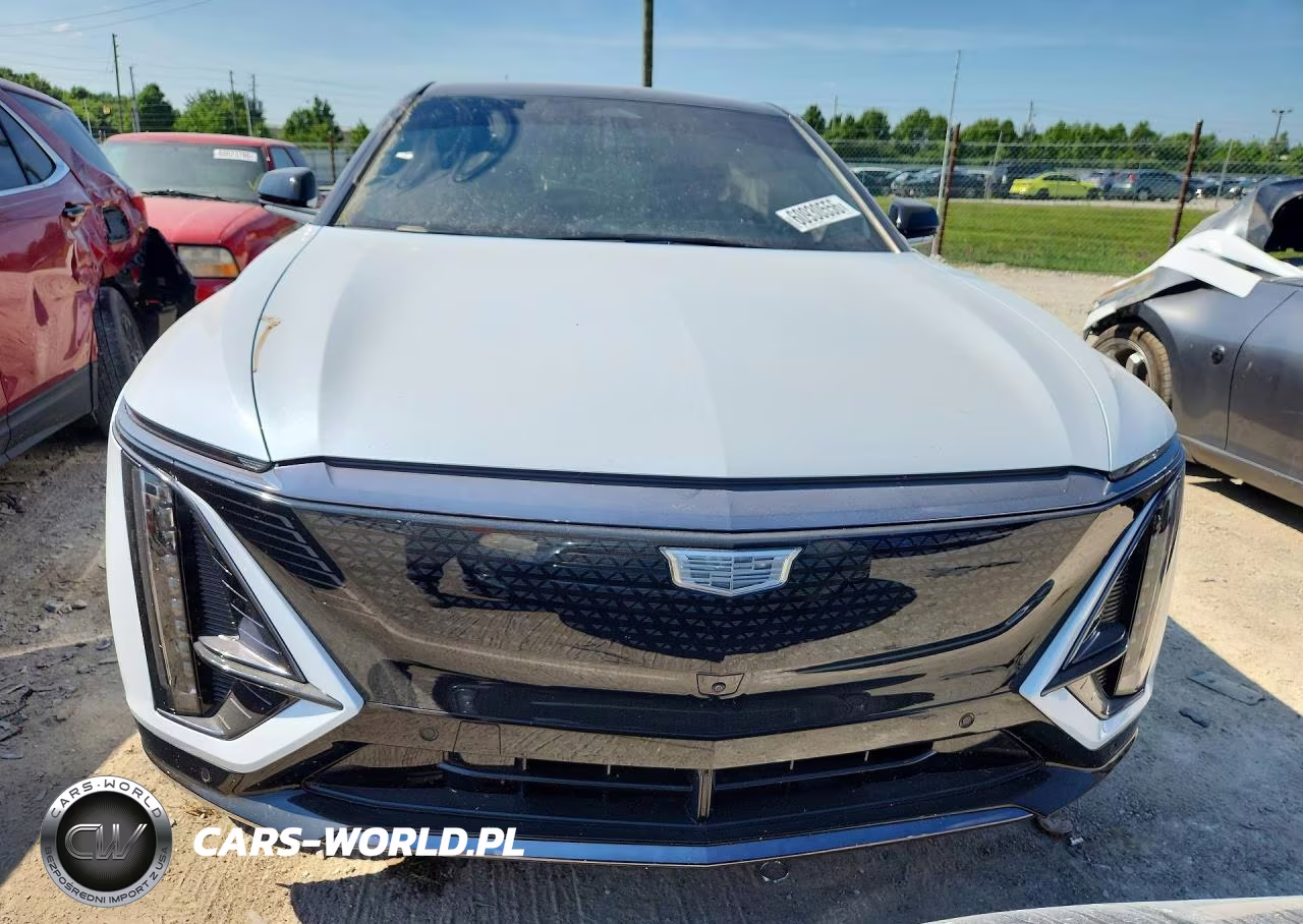 2026 Cadillac Lyriq Sport VIN:1GYKPURL9TZ303183 - 5