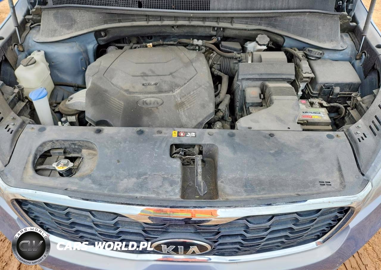 2020 Kia Sorento S VIN:5XYPG4A55LG632910 - 11