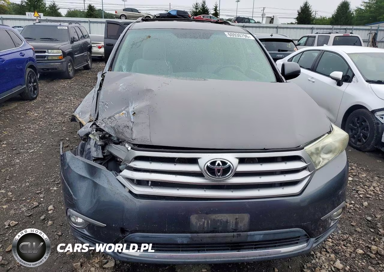 2013 Toyota Highlander Plus VIN:5TDBK3EH6DS190070 - 5