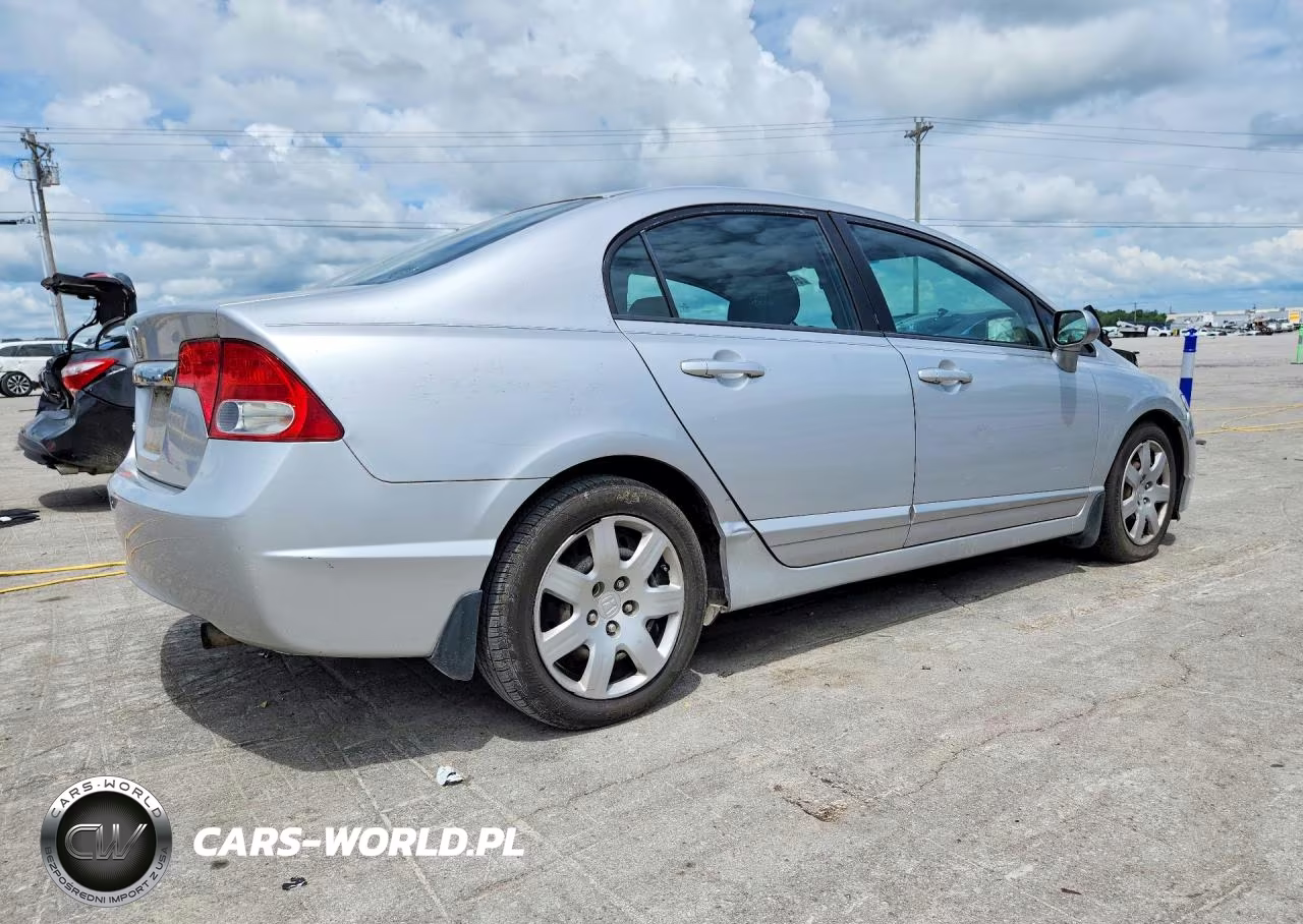 2010 Honda Civic Lx VIN:2HGFA1F56AH329381 - 3