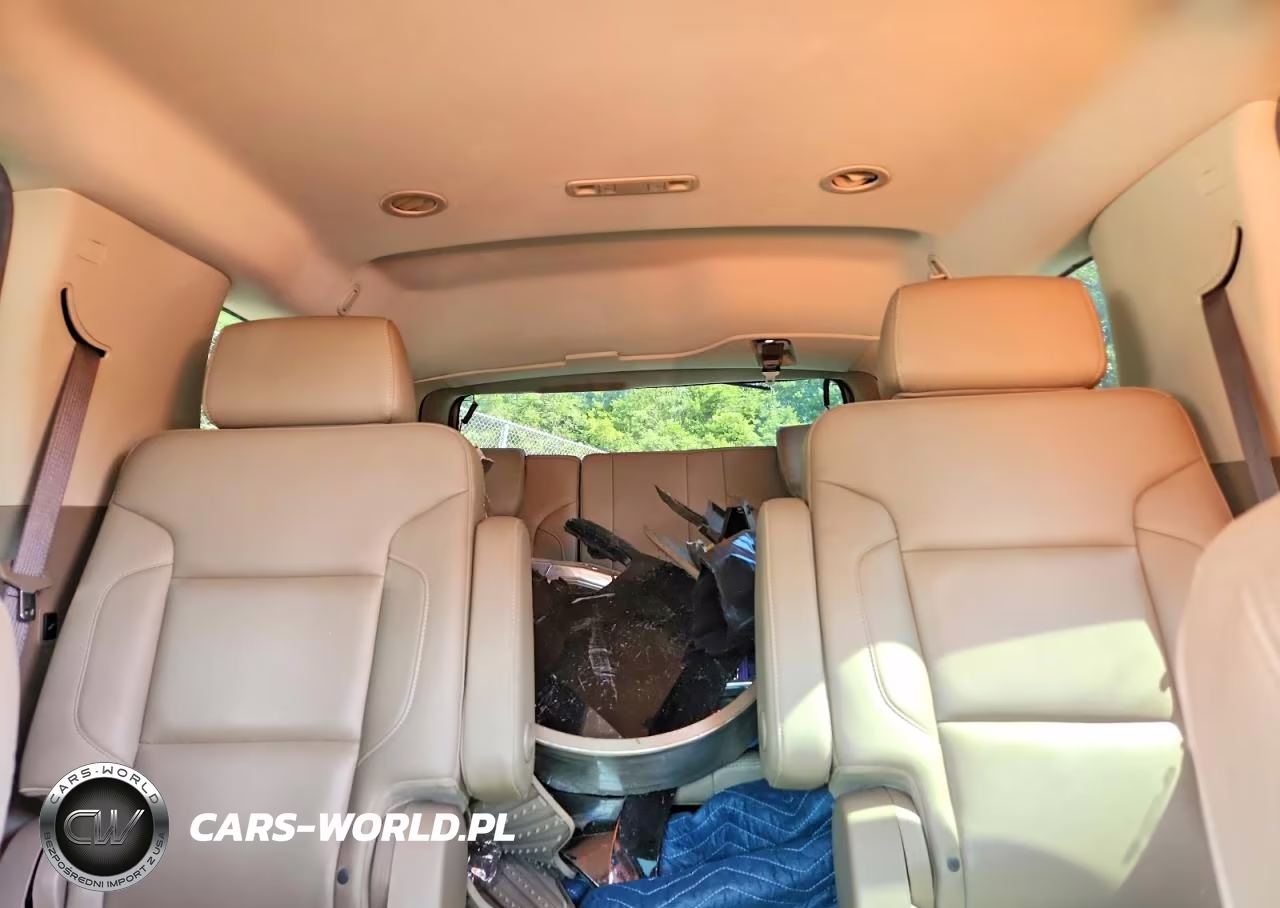 2019 Chevrolet Tahoe K1500 Premier VIN:1GNSKCKCXKR281550 - 10
