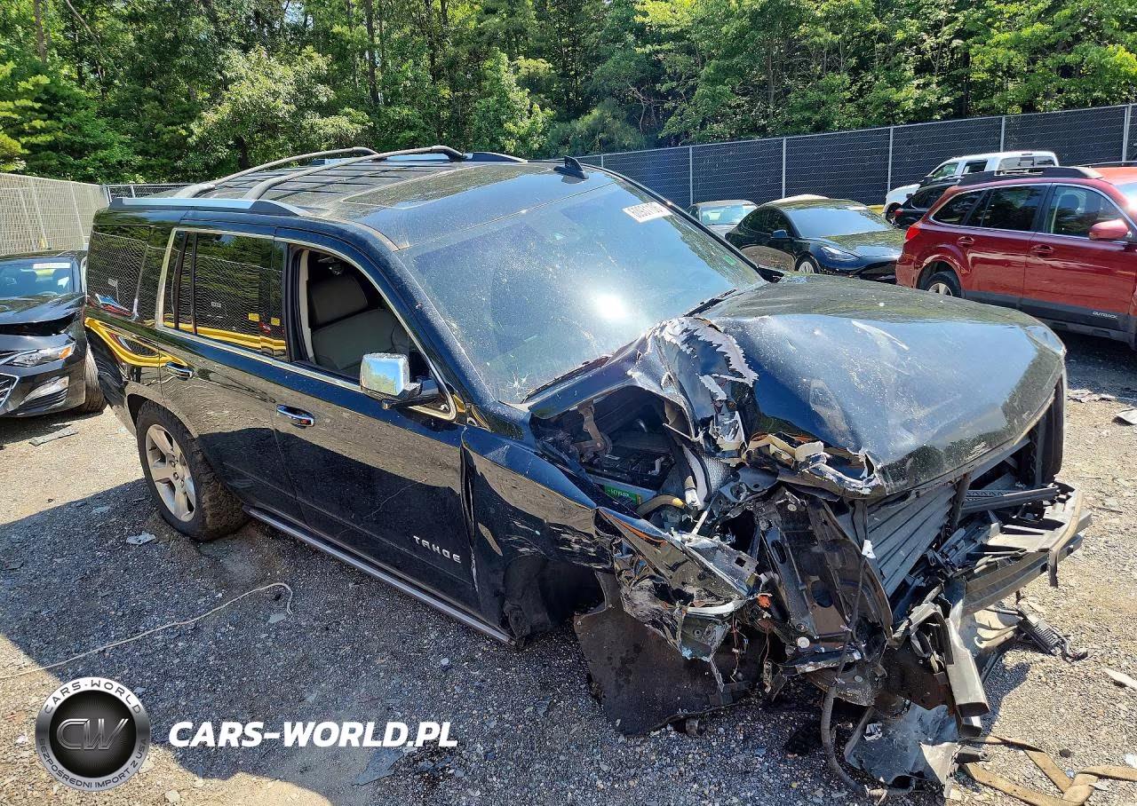 2019 Chevrolet Tahoe K1500 Premier VIN:1GNSKCKCXKR281550 - 4