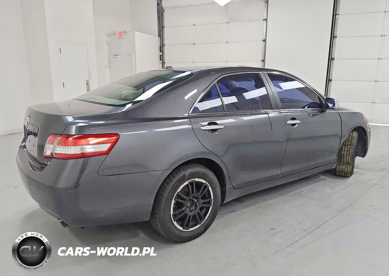 2011 Toyota Camry Le VIN:4T1BF3EK8BU123894 - 3