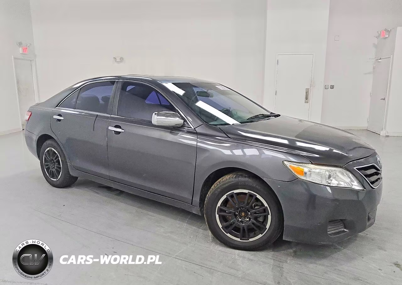 2011 Toyota Camry Le VIN:4T1BF3EK8BU123894 - 4
