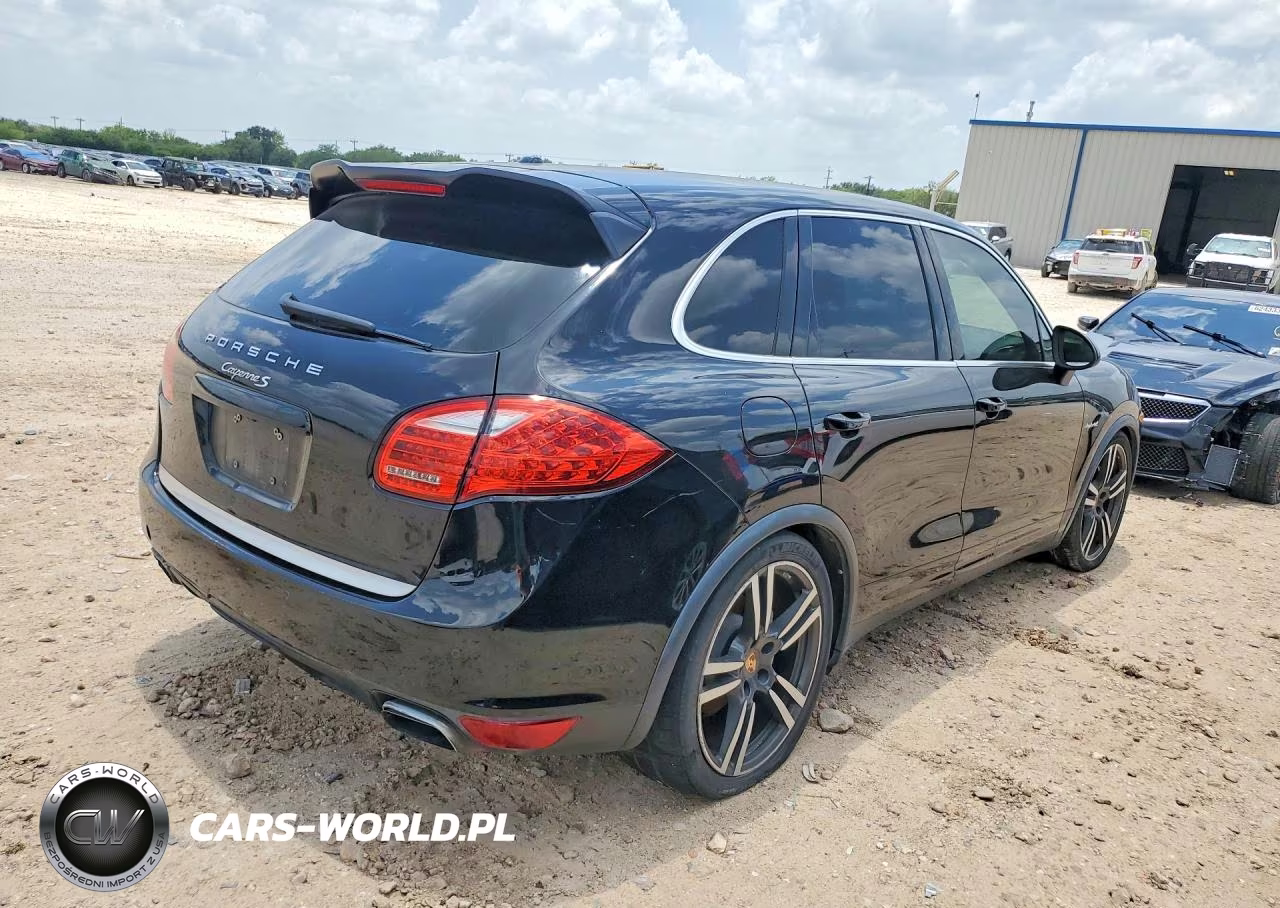 2014 Porsche Cayenne S Hybrid VIN:WP1AE2A2XELA50099 - 3