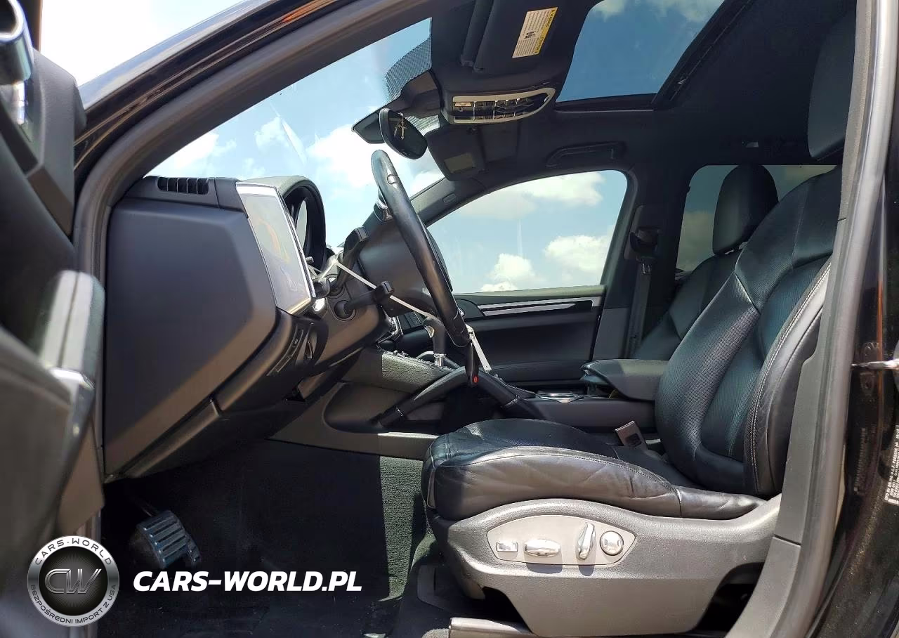 2014 Porsche Cayenne S Hybrid VIN:WP1AE2A2XELA50099 - 7