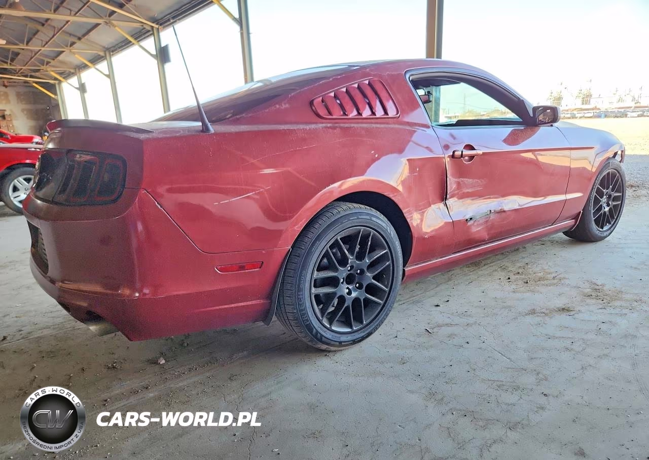 2014 Ford Mustang VIN:1ZVBP8AM6E5270149 - 3
